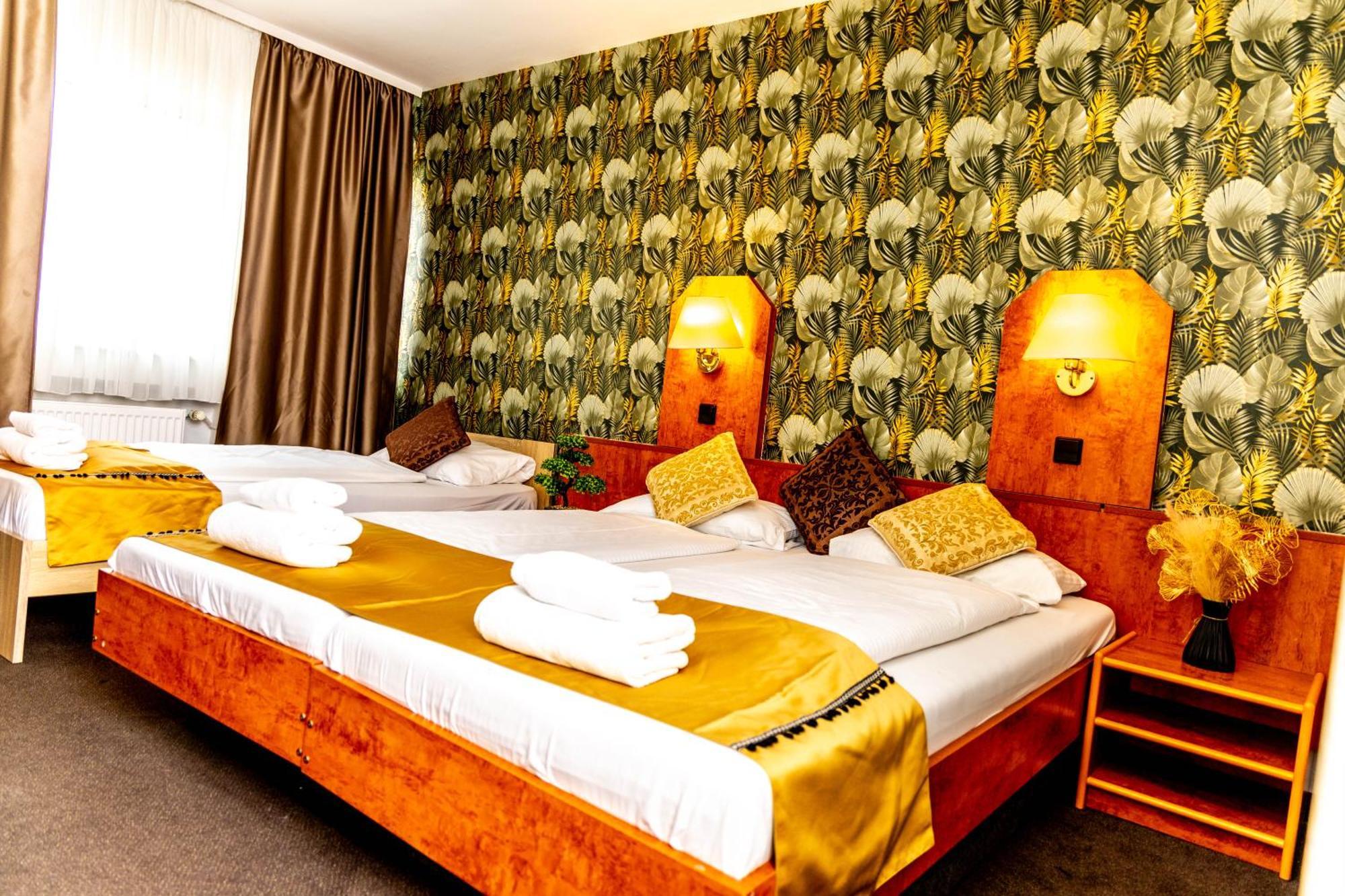 Hotel Rossija Франкфурт-на-Майні Екстер'єр фото
